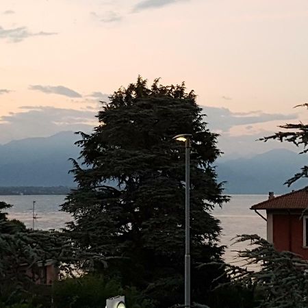 デセンツァーノ・デル・ガルダCasa Savoiaアパートメント エクステリア 写真