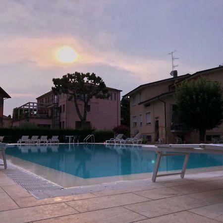 デセンツァーノ・デル・ガルダCasa Savoiaアパートメント エクステリア 写真