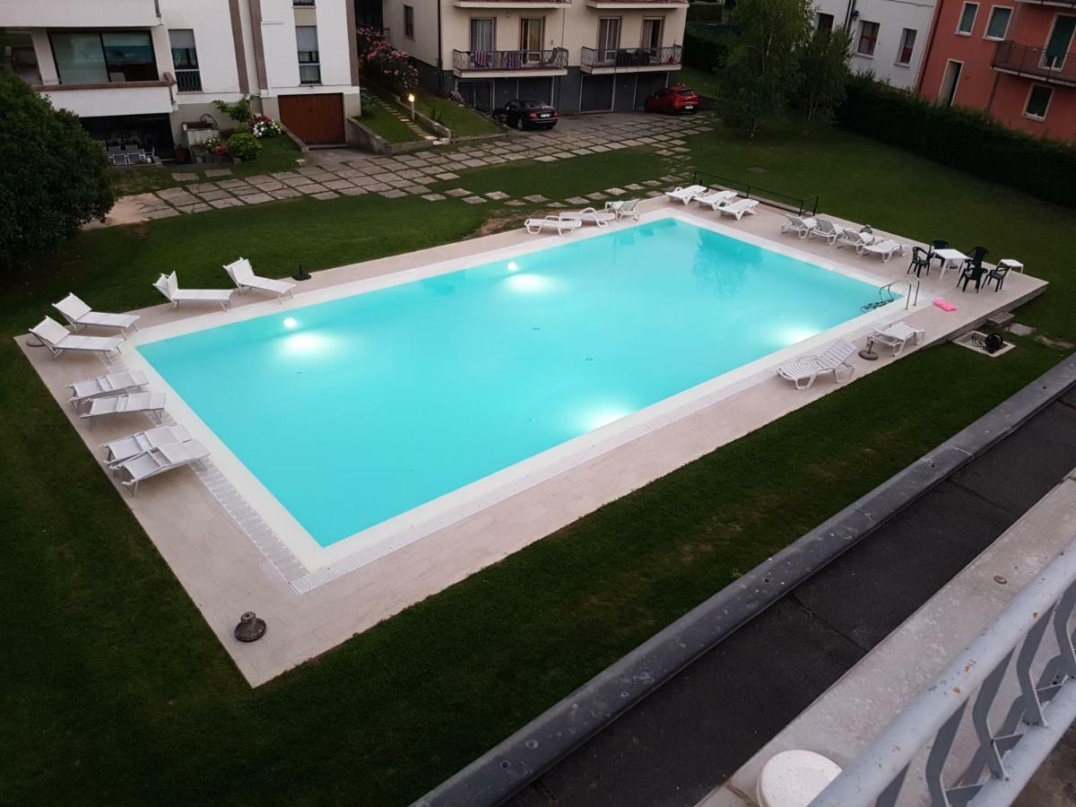 デセンツァーノ・デル・ガルダCasa Savoiaアパートメント エクステリア 写真