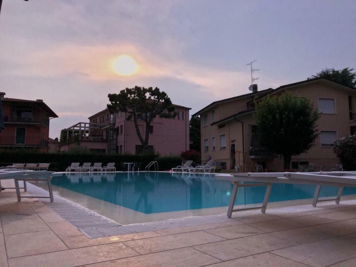デセンツァーノ・デル・ガルダCasa Savoiaアパートメント エクステリア 写真