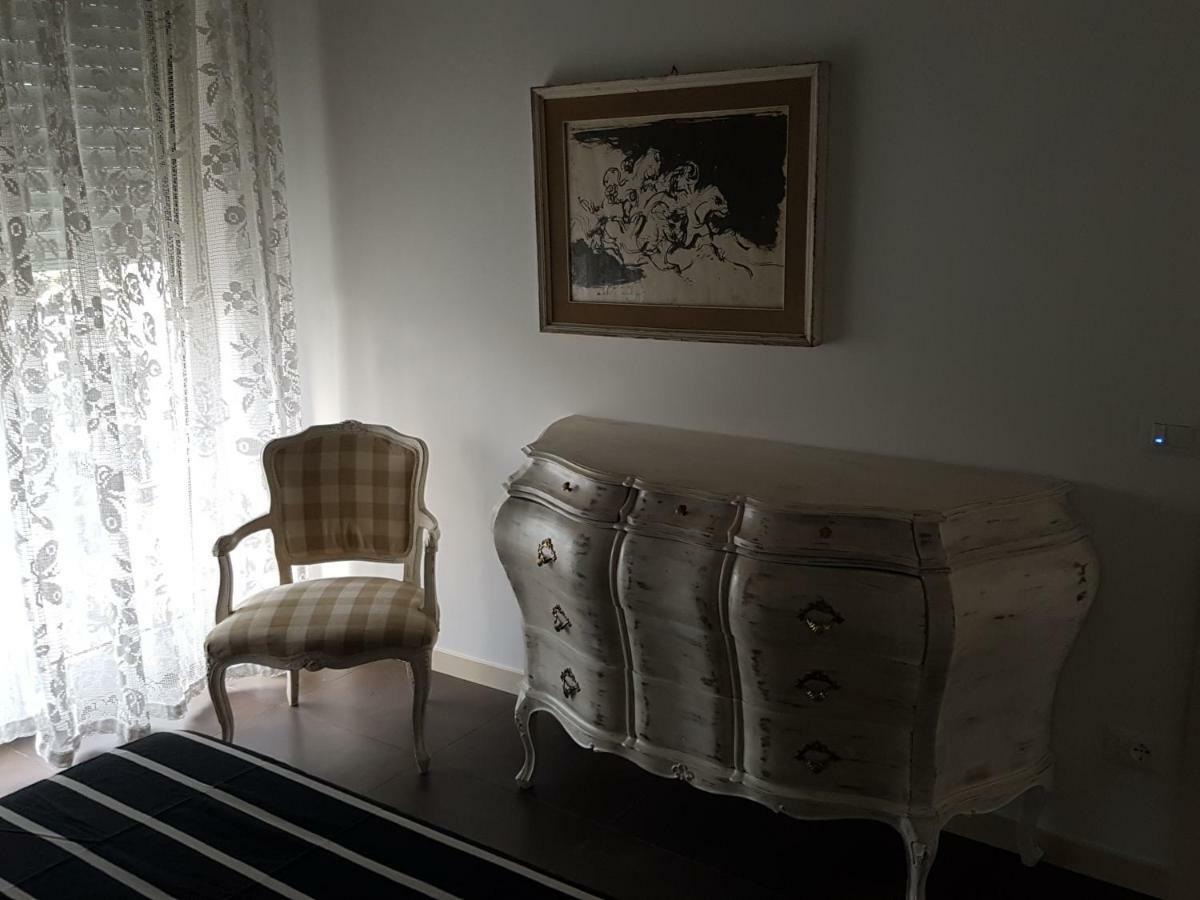 デセンツァーノ・デル・ガルダCasa Savoiaアパートメント エクステリア 写真
